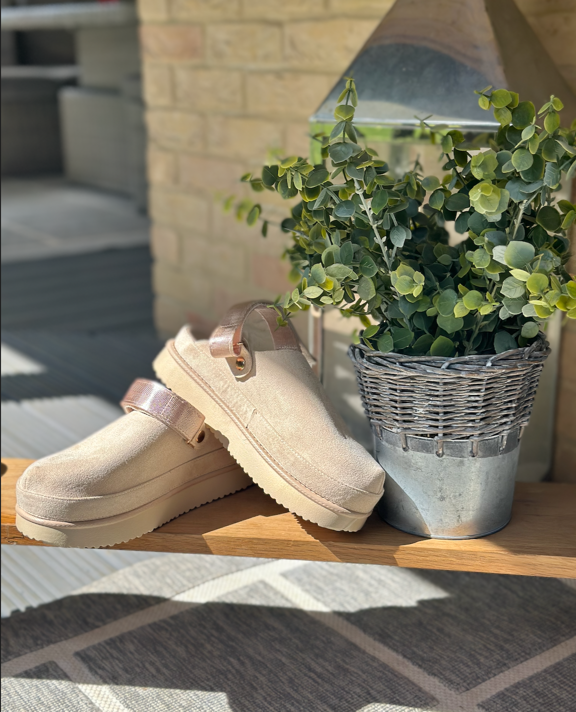 Beige Chunky Sling Back Closed Toe Clogs