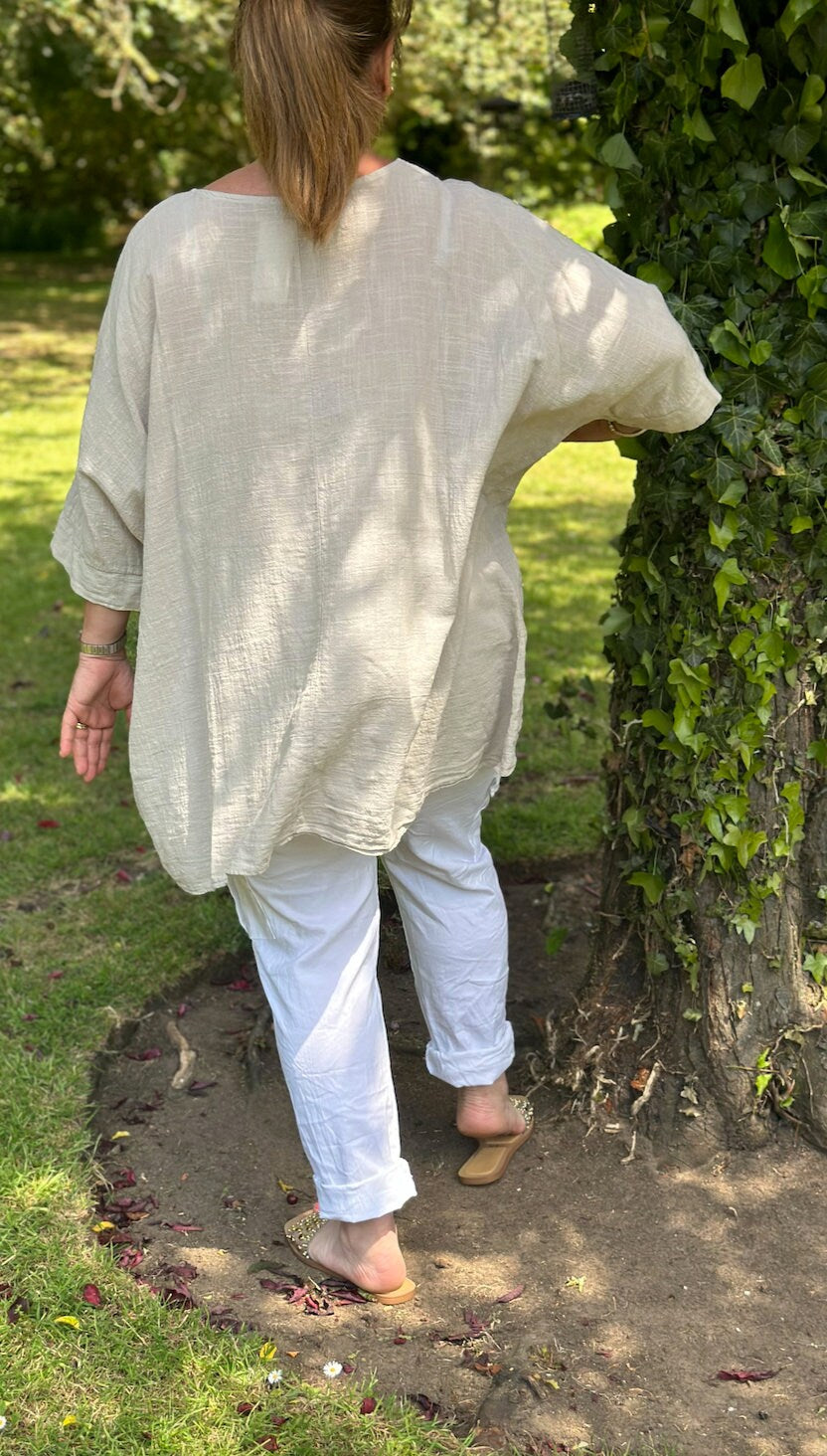 Plus Size Beige Made in Italy Italian Plain Cotton Necklace Batwing Boxy Top, Tunic Top, Kimono Top