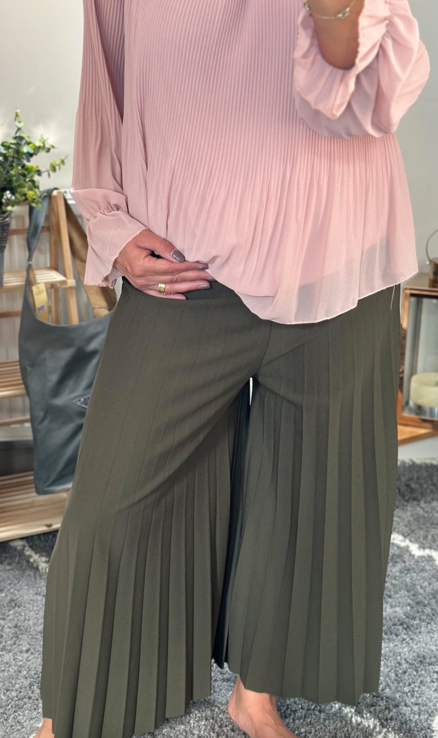 Made in Italy Khaki Culottes Wide Leg Chinos Pants Trousers, Mid Waist, Pleated Ankle-Length Comfort Plain